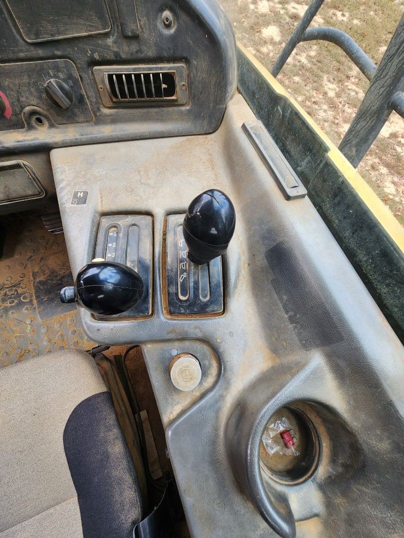 2012 CATERPILLAR 725 - Image 14